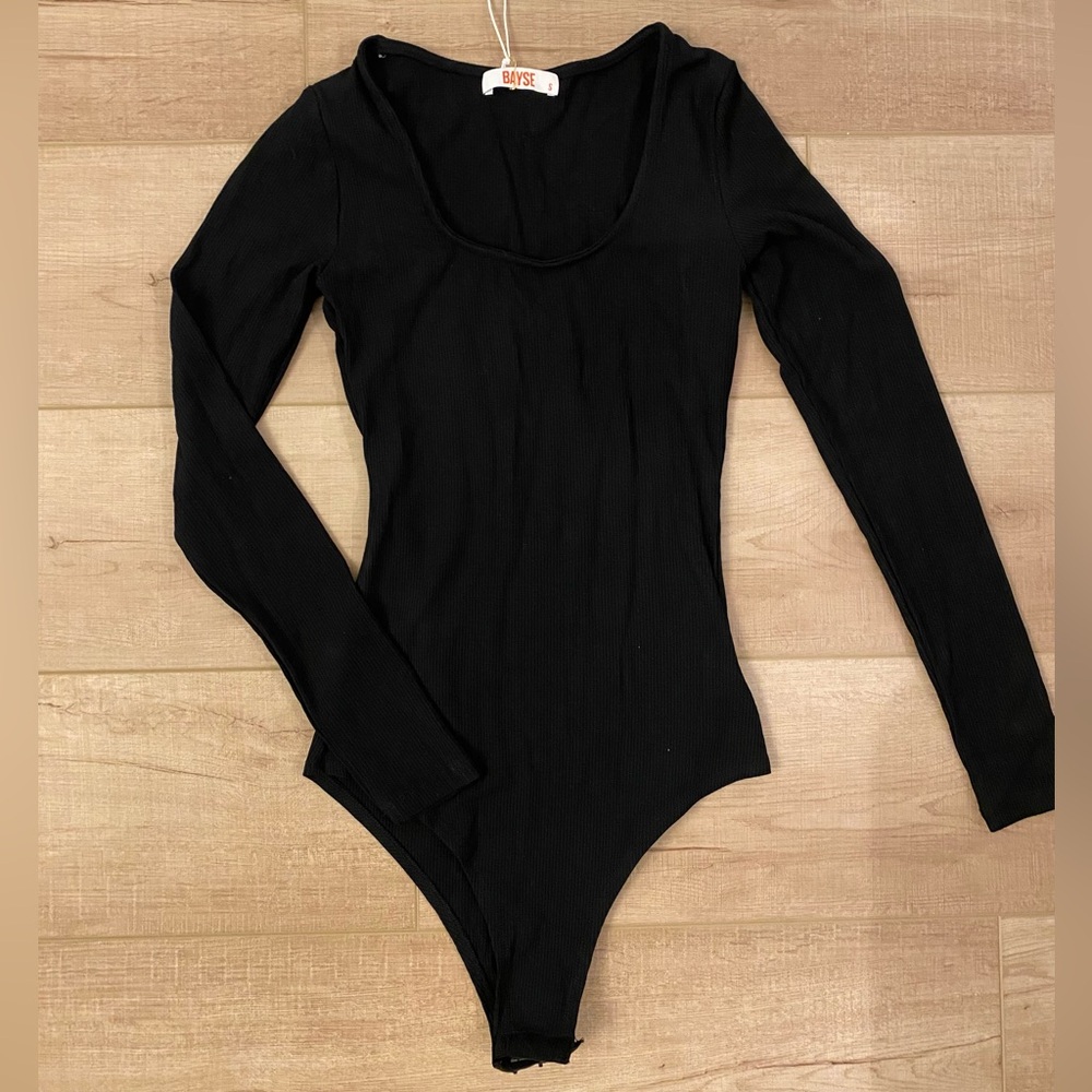 New with tags black bayse ribbed bodysuit